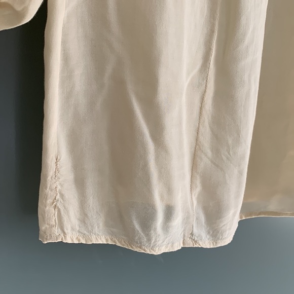 Anthropologie Gathered Sleeve Button Detail Blouse - Picture 11 of 11